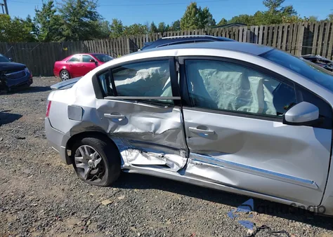 2011 Nissan Sentra 2.0S from USA, damaged, VIN 3N1AB6AP5BL631798